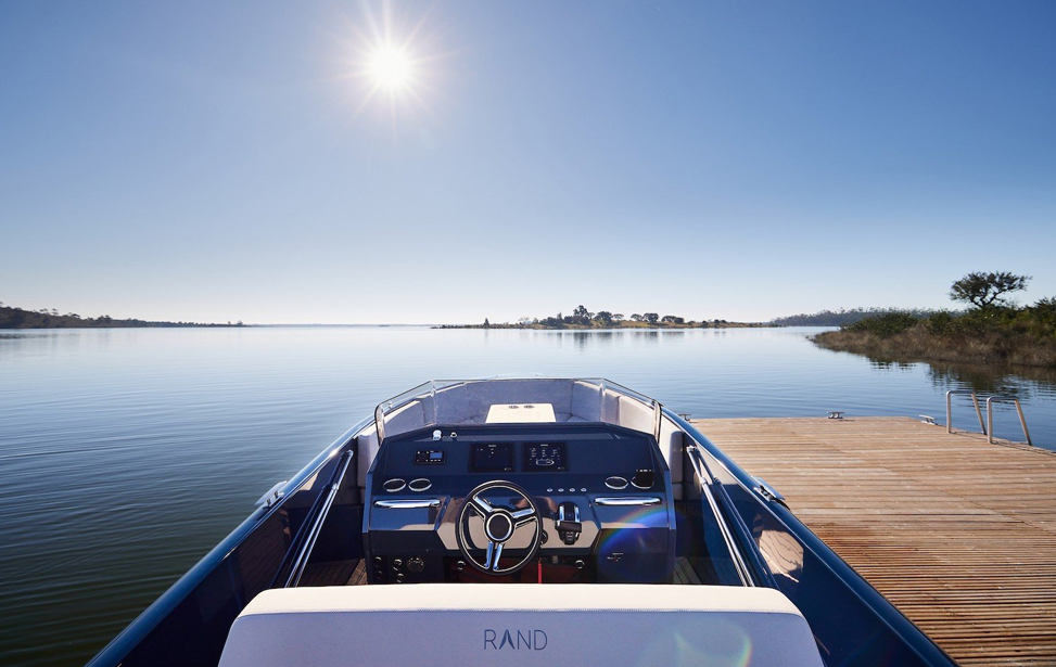 Explore the Alqueva by Boat or Kayak