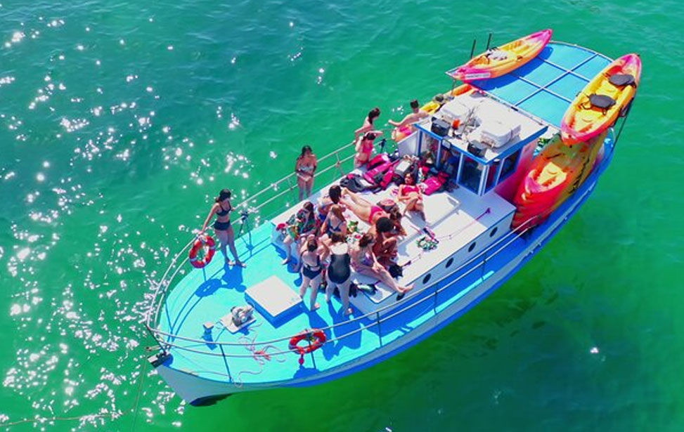 Private Boat and Kayak Tour with Snorkeling Adventure in Alvor