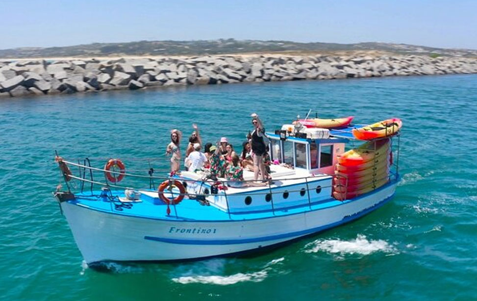 Explore Caves and Beaches of Alvor - Boat & Kayak Tour