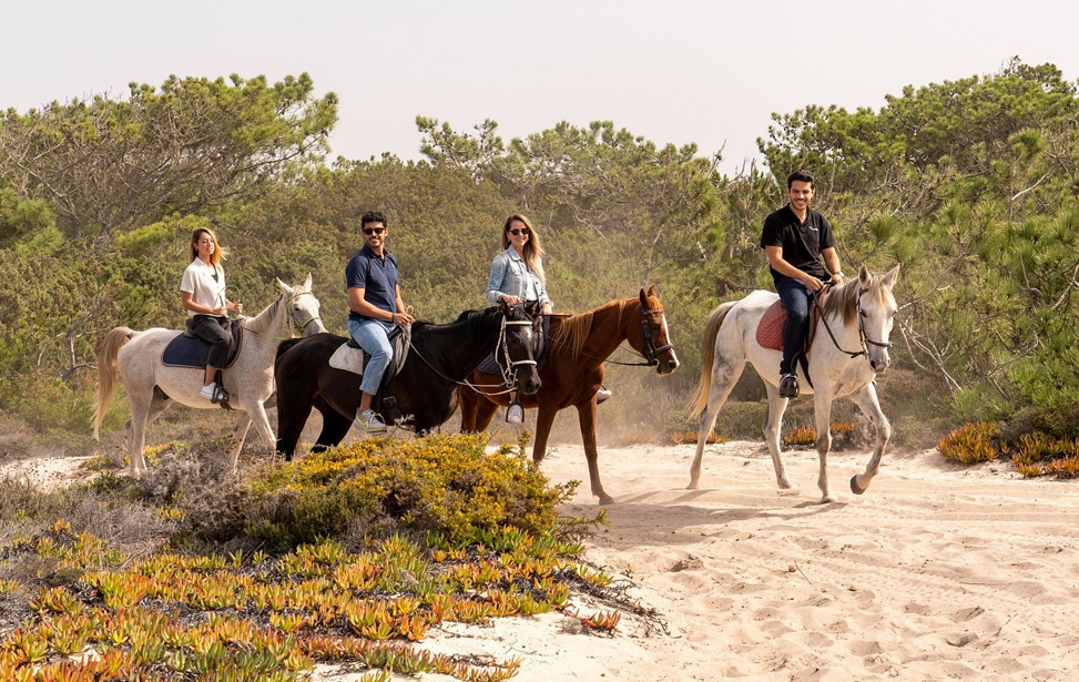 Setubal & Comporta Trip with Horseback Riding from Lisbon