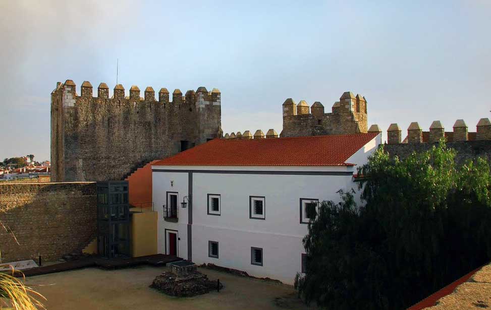 Serpa Castle